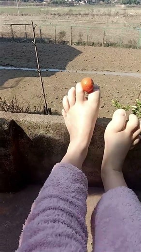 SUNNY DAY STYLES: Dress Right When Basking in the Sun LegFashion StyleTrends