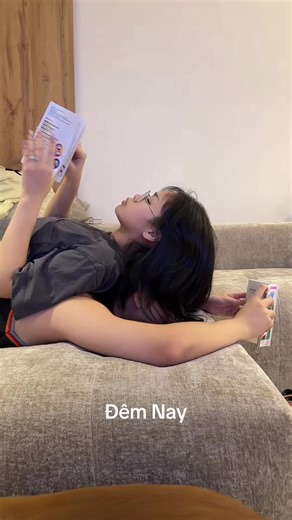 Video của CÁ HO VẸT GÁY (@cahovetgay) với bản nhạc Đêm Nay - RIO