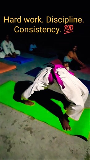 Karate Training Results 💪 From Standing to Chakrasan in Seconds! 🥋⚡#karate #yoga