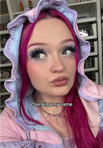 i see my future and it's full of customer service hold music products used: SKIN PREP @Innisfree US green tea toner @Caudalie vinoperfect serum @cocokind chlorophyll serum @Experiment Beauty molecular mesh moisturizer BASE @DanessaMyricksBeauty blurring balm powder concealer colorfix paint shade