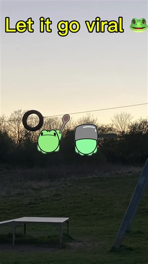 #CapCut viral frogs #frog how are they flying lol