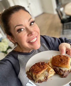 56K views · 40 reactions | Let's make an easy low-carb lunch. drop 헥험헖헜헣험  I’ll send it over | Easy Keto/Low Carb Recipes | Facebook