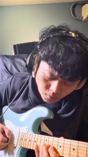 毛怪🦦Füry | Plastic Love guitar cover😆 #plasticlove #guitar | Instagram