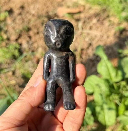 Vintage Meteorite Alien Figurine | Ancient Style Humanoid Amulet | Magnetic Talisman Pendant - Etsy