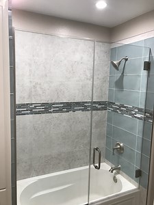 Bathtub Shower Doors - A Cutting Edge Glass & Mirror