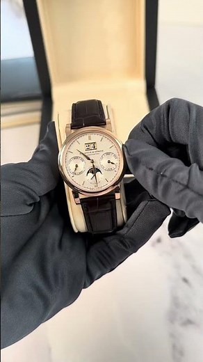 A. Lange & Söhne Annual Calendar 330.032