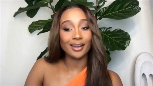 Kayla Nicole Reveals Whether She's 'Betting on' Chiefs or Eagles for Super Bowl Win as She Touches Down in New Orleans