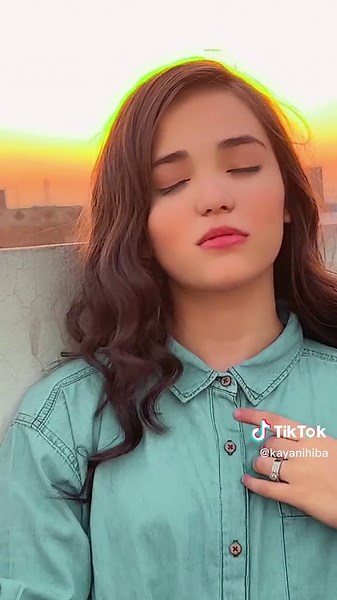 Sunset Portraits: Outdoor Fashion Inspiration