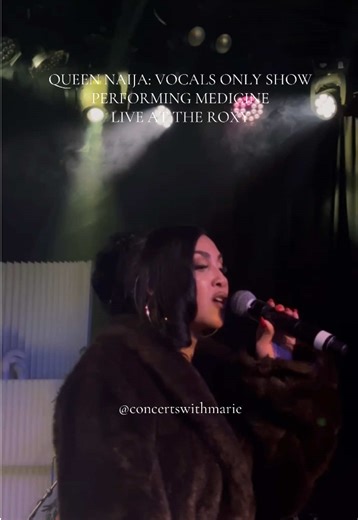 Queen Naija performing Medicine Live at the Roxy Theatre in West Hollywood California @Queen Naija #fyp #queennaija #music #concerts #foryoupage