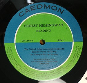 Ernest Hemingway - Reading