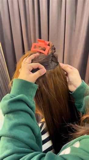 World Hair Extension | Short hair today… Mermaid hair in 2 minutes 😮‍🔥 These 14-clip extensions turn “cute” into show-stopper 💃 Thick. Long. Unreal. | Instagram