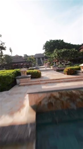 AYANA Estate: A destination of its own. ✨ Four award-winning resorts with 972 breathtaking rooms ✨ 26 dining experiences ✨ 14 sparkling pools ✨ 1 secluded beach 📸 by @felix_lewy | AYANA Resort BALI