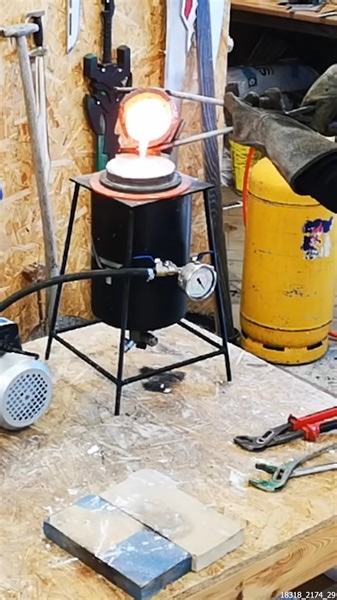 32K views · 266 reactions | It's Pickle Rick! #picklerick #rickandmorty #rickandmortyfans #fightingmachine | Alumitube TV | Facebook