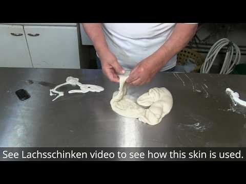 #25 You've never seen this before! Skinning Beef Bung for German Delicacy