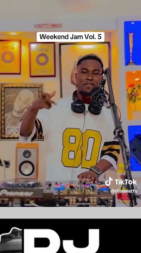 Weekend Jam Vol. 5: The Ultimate DJ Mix Experience