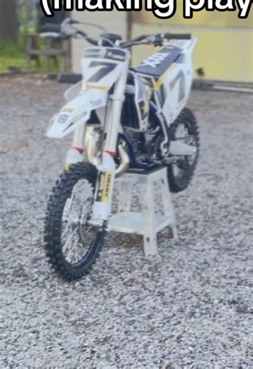 Top Riding Songs for Dirtbike Enthusiasts