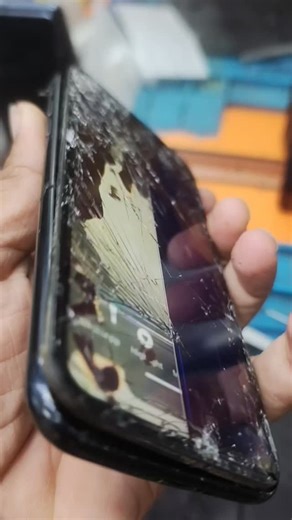 Sunil Chaurasiya on Instagram: "i phone xr repair ❤️❤️❤️❤️#newpost #instagram #reels #wairal__videoreelsvideo❤️ #newsong"