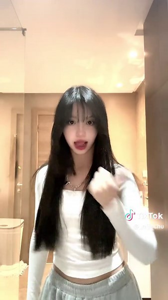 Reviving the Ashi Ashi Dance Trend