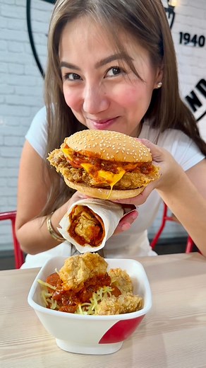 It’s the new KFC Pizza Fest, the much awaited pizza creation featuring not just 1, but 3 dishes! Wow! #KFCPizzaFest #LimitedTimeOnly | Laine Bernardo