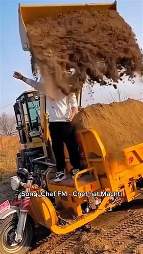 Schönen Montag 💀😂#arbeit #chef #work #florian #construction #fail #compilation #memes #comedy