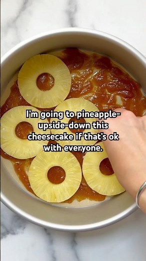 Pineapple Upside Down Cheesecake | RECIPE LINK IN COMMENTS 🍍
