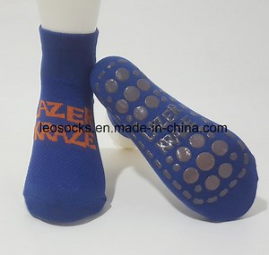 [Hot Item] Indoor Trampoline Non Slip Socks Airline Socks Custom Cotton Trampoline Socks