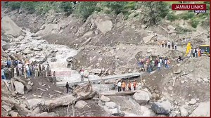 Kishtwar Cloudburst: Army engineer teams build bridge over Chasoti Nala to restore connectivity | Jammu Links News