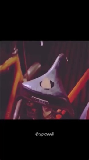 543K views · 2.8K reactions | the mysterious bicycle ‍♀️ #humor #viral #foryou #fypシ゚viralシ #viralreels #reelsfypシ #foryoupage #tendencias #funnyvideos #eywassi | Eywassi | Facebook