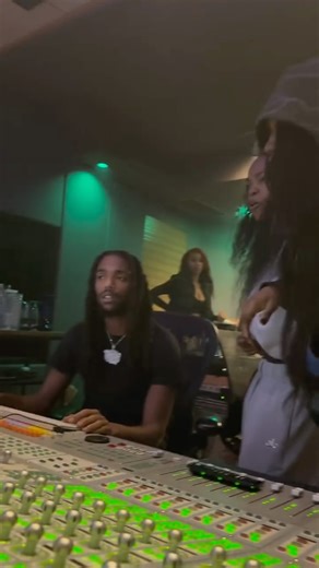 The Legendary Fya Man (BIG HOOLIE 🌎🔄☔️) on Instagram: "Studio nights before the Streets on Fya mixtape series featuring @fendidarappa_ and g_ravonnn If Gangsta Grillz defined an era — Streets on Fya finna define the next."