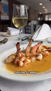Garlic, butter, wine, and the freshest shrimp—our Shrimp Scampi is a flavor masterpiece! 🍤✨ Join us at Enzo’s of Williamsbridge for a taste of tradition done right. #EnzosOfWilliamsbridge #ShrimpScampi #ItalianClassic | Enzo's Of Williamsbridge
