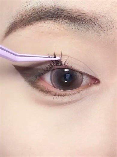 Eye Makeup Tutorial | How to Draw a Full Kitten Eyeliner for Beginners | Cat Eye Makeup Step by Step