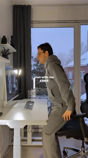 Planning your day clarifies priorities so you get more done. #planning #productivity #studytok #student #studytips