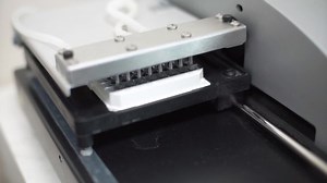 clip-1036988555-medical-laboratory-production-aids-vaccine