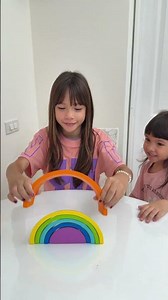 Learn Colors of the Rainbow with Maya and Molly