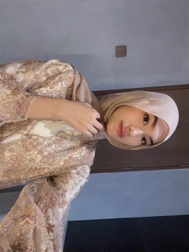 faar (@farishooo)’s videos with original sound - 🌞