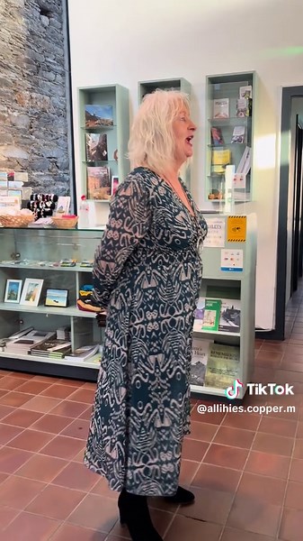 The Heritage Story of the Roycroft Family and Community