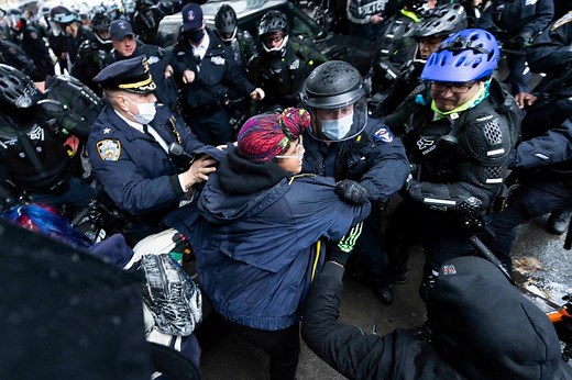 Video shows cops shoving protesters and blocking their path on a Manhattan sidewalk