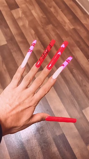 My beautiful long Valentine's nails. #longnails #transgender #pretty #pinknails #transgenderwoman #valentinesday2022