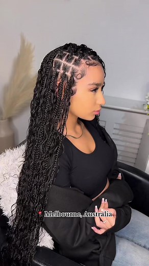 Beautiful Small to Medium Knotless Goddess Braids