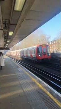 Metropolitan line, 62 mph !!!!
