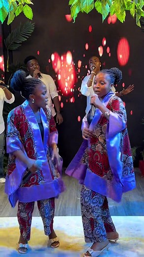 Glorious Twins Mom Sings Inspirational Lyrics