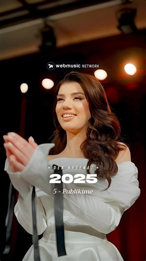 Dea Hysenaj | Faleminderit te gjithëve ju! Familje ,kolegë ,kompozitorë ,miqë ,bashkëpunuesëve ,të gjithëve ju që më doni dhe ju dua ,dhe një skuadër e... | Instagram