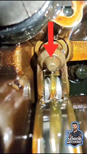 How Engine Lubrication System Works? #engine #oil #shorts #mechanic #parts #lubrication #shortsfeed