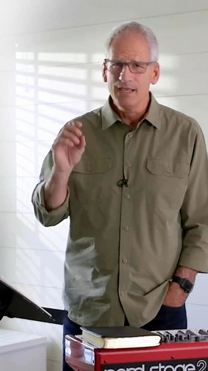 4.3K views · 403 reactions | Como músico en la iglesia te invitamos a desarrollar tu habilidad musical para que puedas enfocarte en cantar los domingos, en lugar de estar constantemente distraído con tu instrumento. #NuestraAdoraciónImporta #GraciaSoberanaMúsica #AdoraciónReformada | Gracia Soberana Música | Facebook