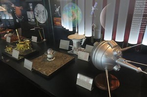 The Sir Thomas Brisbane Planetarium at Mt Coot-tha - Brisbane Kids