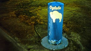 Incident at Oglala: The Leonard Peltier Story | Netflix
