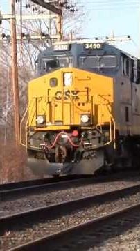 ST POSE at BW29 w/ 6 CSX Locomotives and Horn Salutes! 3/6/2017 #shorts