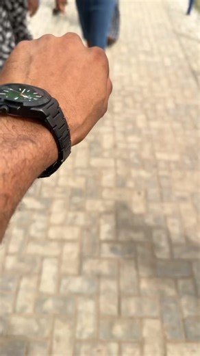 Exploring Sweet Moments and Stranger Reactions