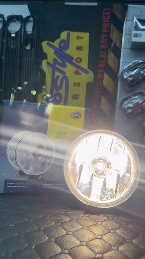 Hella Comet 500FF Kit R2095 -includes wiring and covers Ideal for: • Rural, night driving • Off-road activity Features: • Light-weight design • Impact-resistant reinforced ABS housing • Aluminum vapor-coated reflector • Change the look of any HELLA 500 lamp with our Color Shieldz Protective Films available in Yellow, Smoke, or Blue shades • Bonded glass lens Specifications: • Voltage: 12V • Beam Pattern: Driving • Light Source: H3 12V/55W Bulb • Power Consumption: 55W • Housing Material: ABS • O