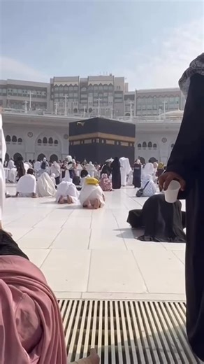 Salman Khan on Instagram: "Haq Hain Allah ❤️ @salman_khan_hyc"